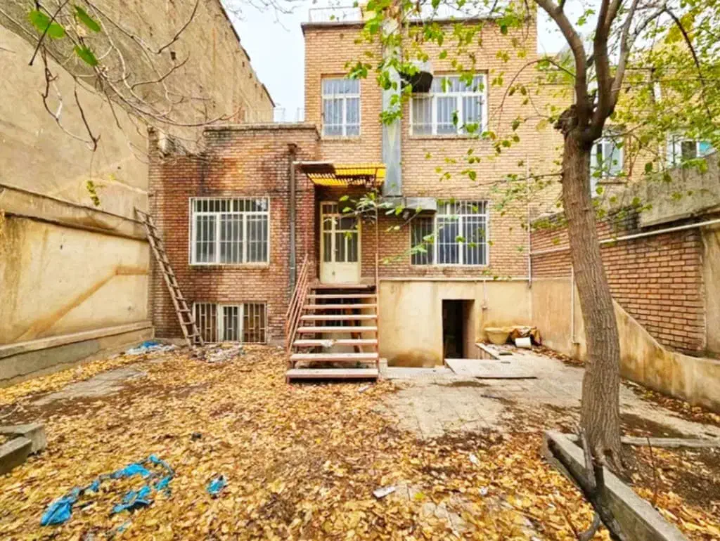 جمالزاده شمالی ۲۹۰ متر بر ۱۱ با جواز ۵|فروش زمین و ملک کلنگی|تهران, نصرت|دیوار