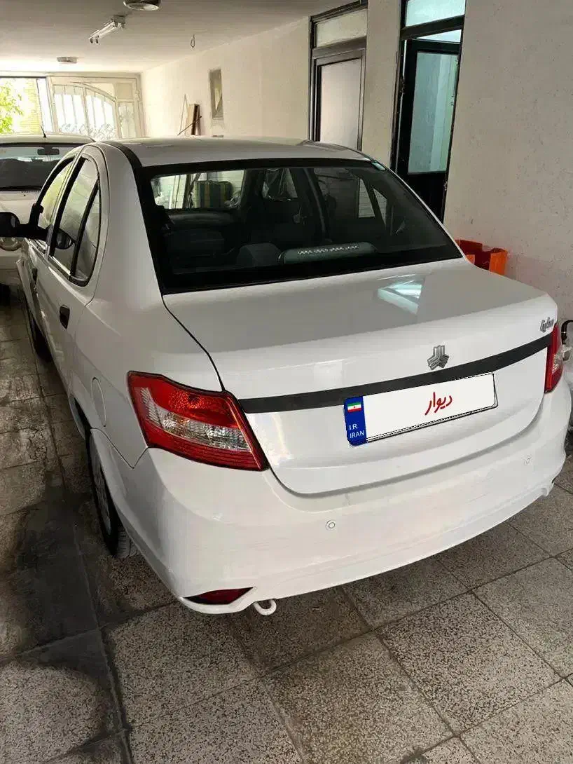 ساینا سفید مدل ۹۸ ،۵۴هزار کارکرد واقعی|خودرو سواری و وانت|شیراز, شیمی گیاه|دیوار