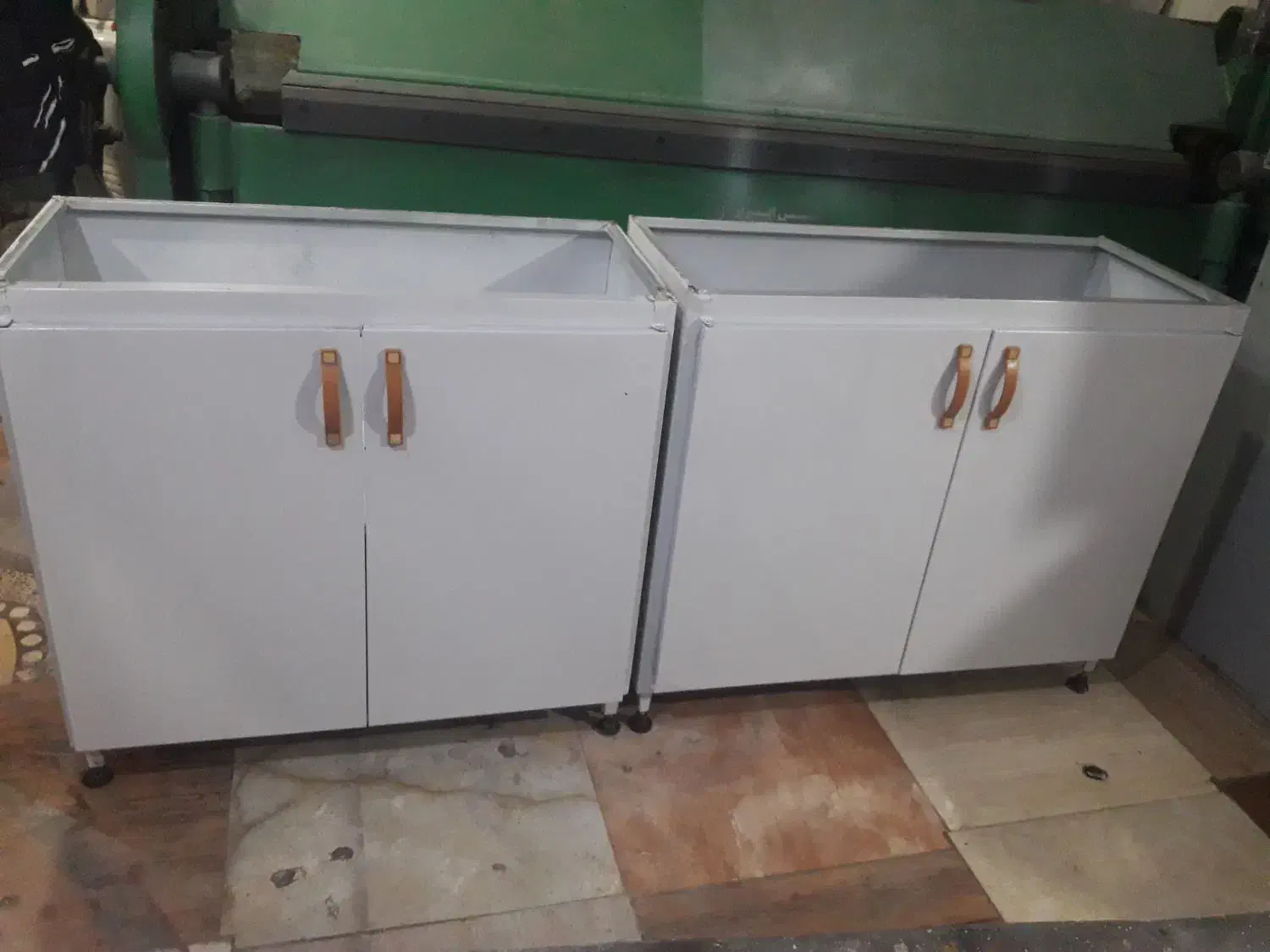 کابینت فلزی|مصالح و تجهیزات ساختمان|فومن, |دیوار