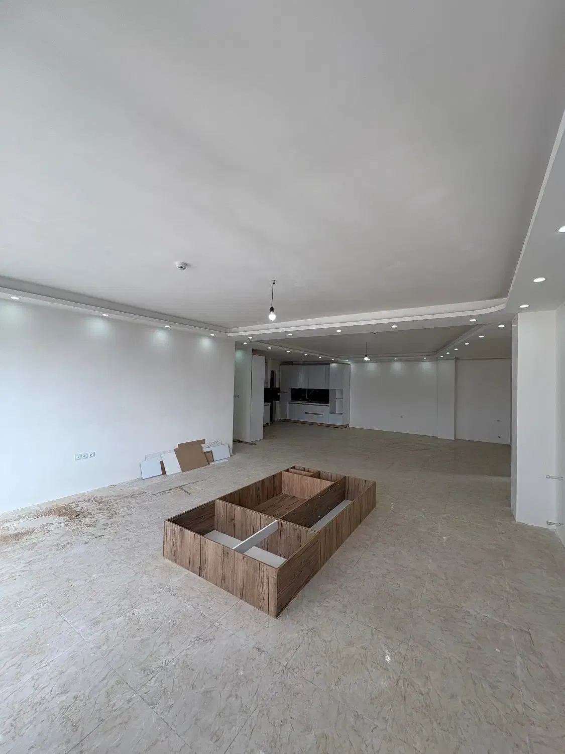 فروش واحد ۲۰۰ متری ۴ خوابه|فروش آپارتمان|رشت, پاستوریزه|دیوار