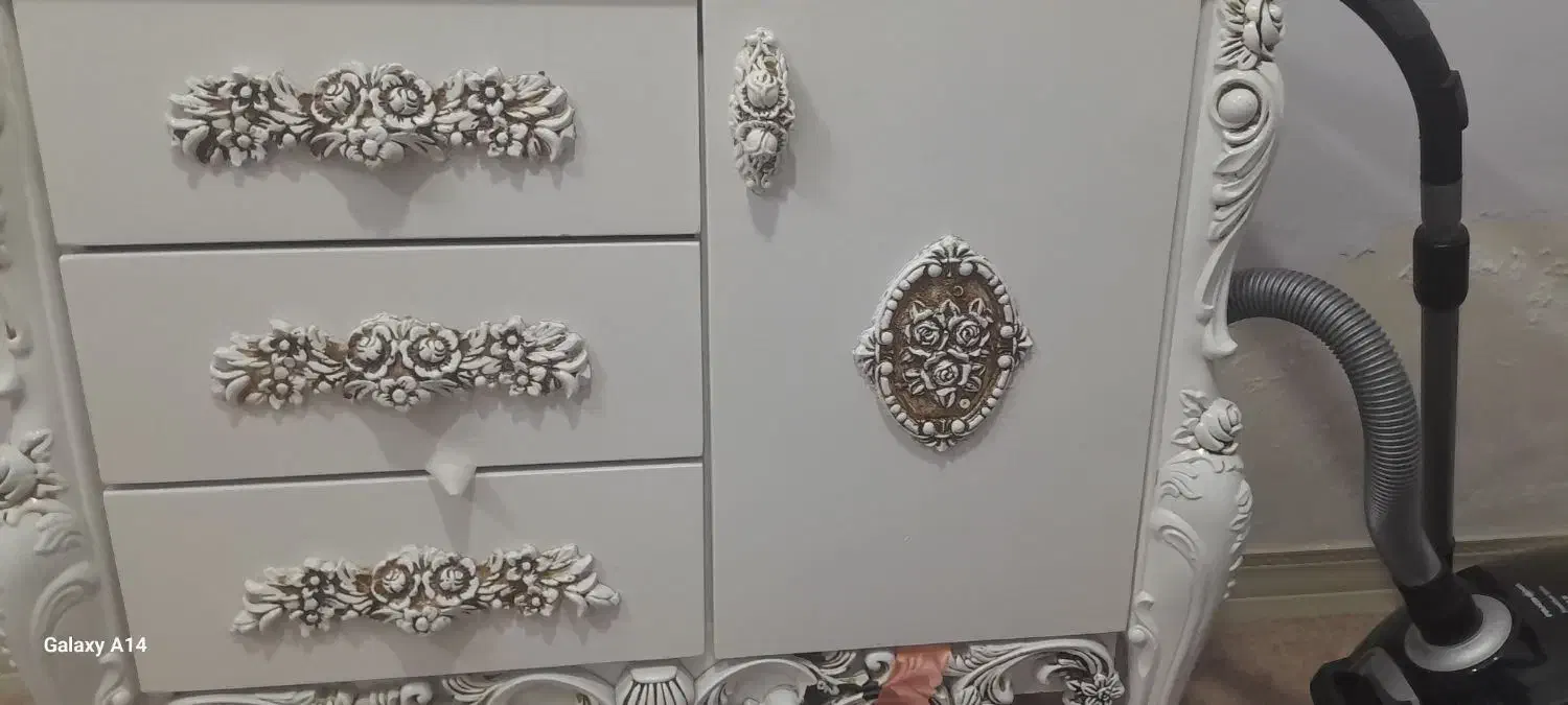 دراور در حد نو|جاکفشی، کمد، دراور|گلبهار, شهر جدید گلبهار|دیوار