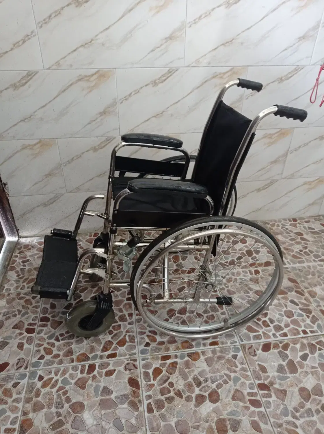 ویلچر|پزشکی|شلمان, |دیوار