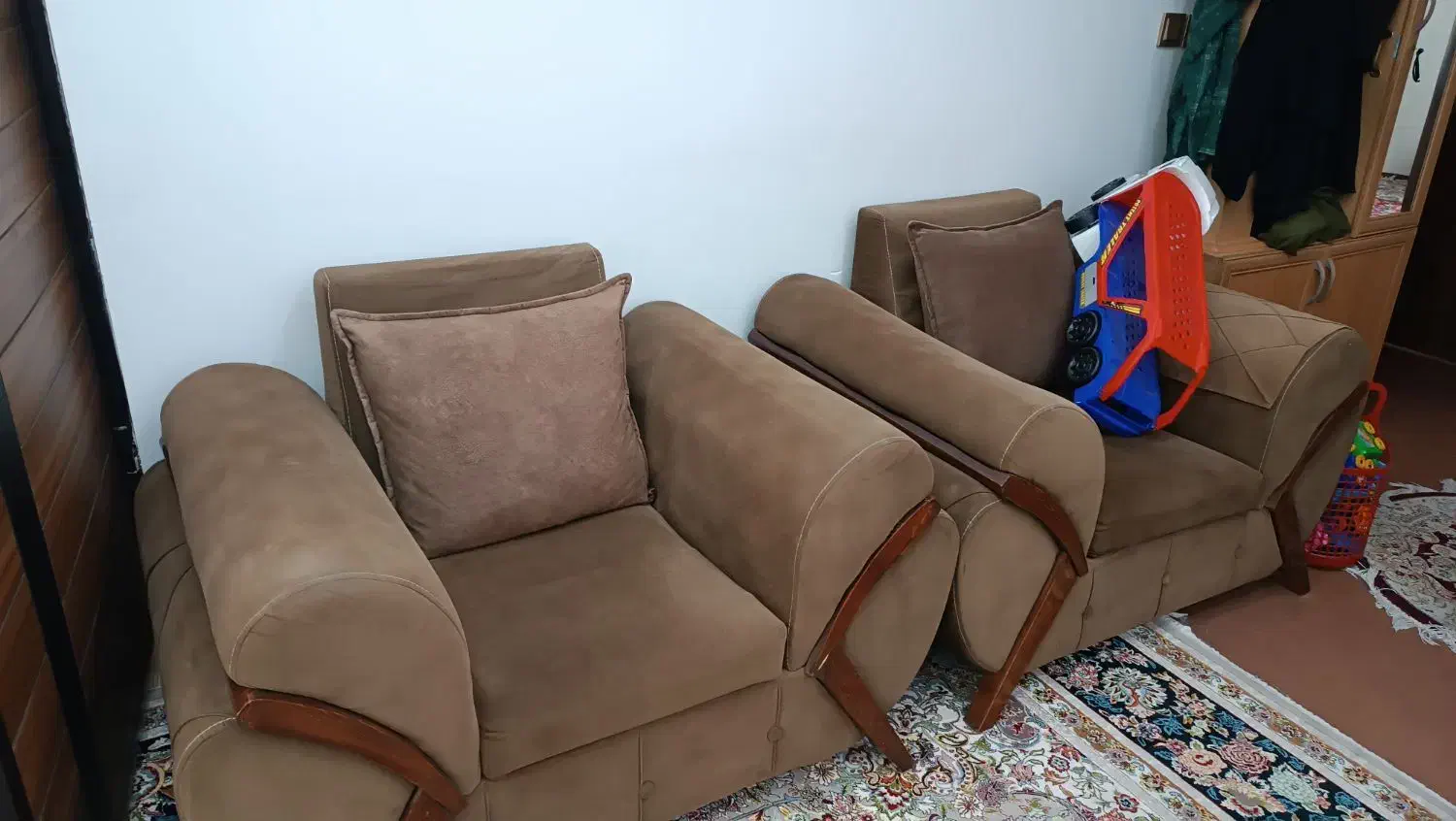 دودست مبل هفت نفره|مبلمان خانگی و میز عسلی|یزد, |دیوار