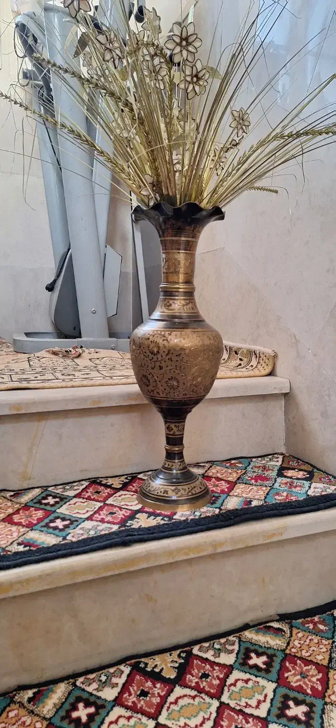 گلدانبرنجی|گل مصنوعی|نسیمشهر, |دیوار