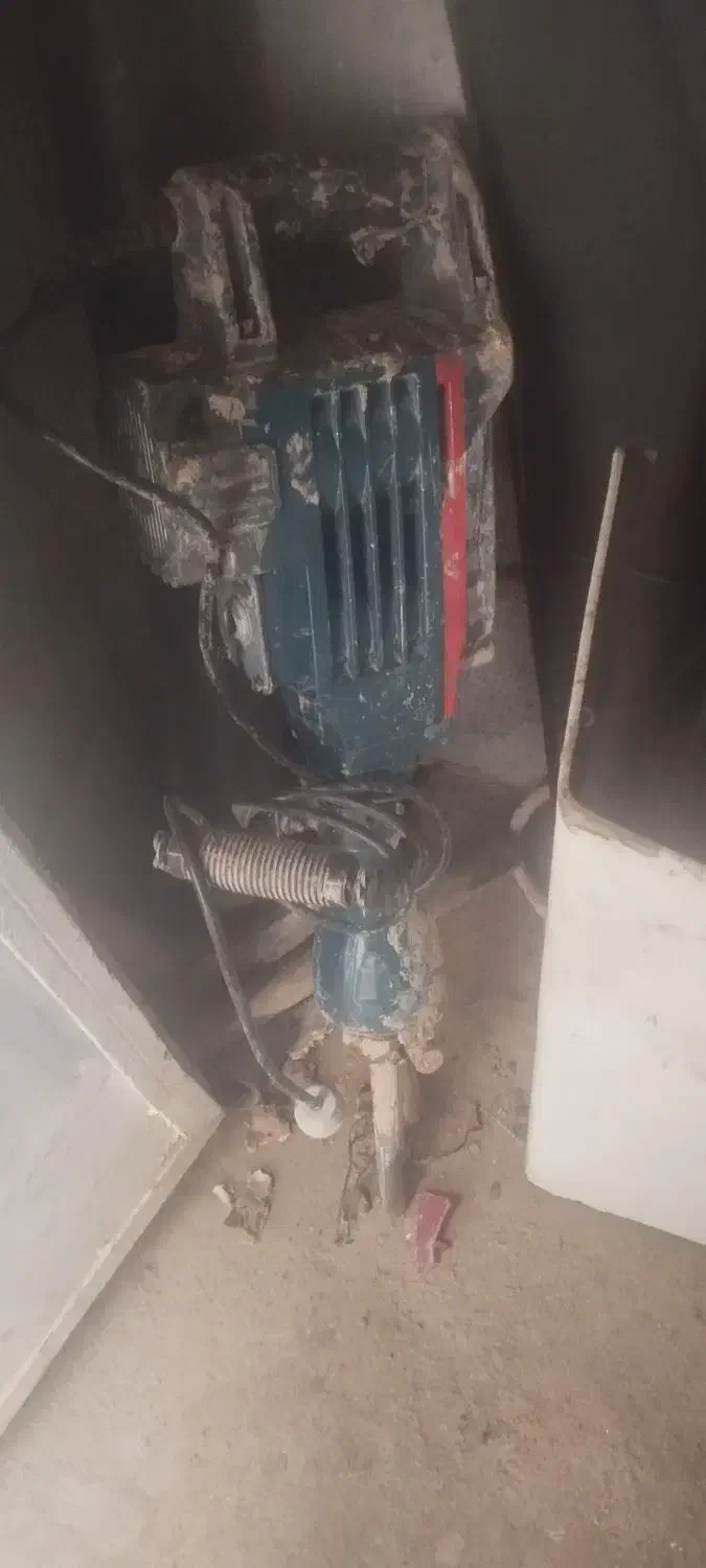 چکش تخریب|تابلو فرش|کوهدشت, |دیوار