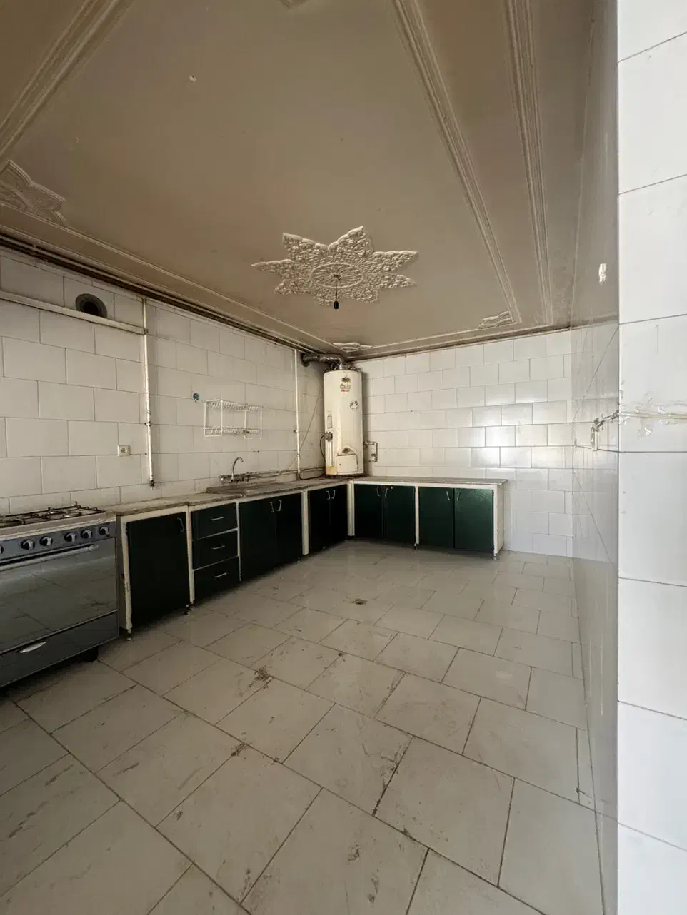 سوئیت ۵۰ متری با حیاط اختصاصی هشت بهشت شرقی|اجارهٔ آپارتمان|اصفهان, شاهزید|دیوار