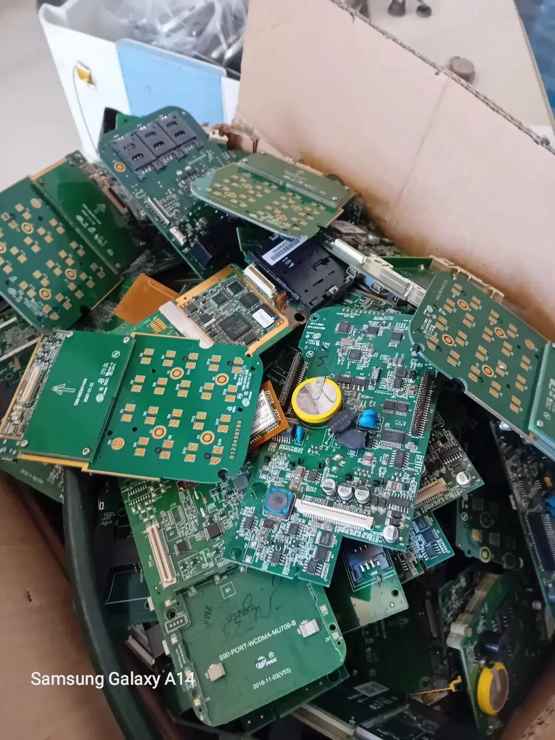 برد لوراق کارتخان قدیمی و برد گوشی|قطعات و لوازم جانبی رایانه|امیدیه, |دیوار