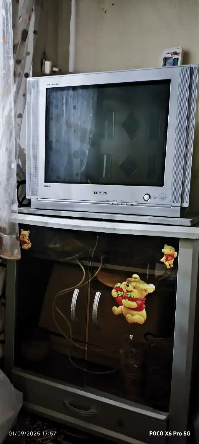 تلویزیون ۲۱ اینچ سامسونگ|تلویزیون و پروژکتور|ضیابر, |دیوار