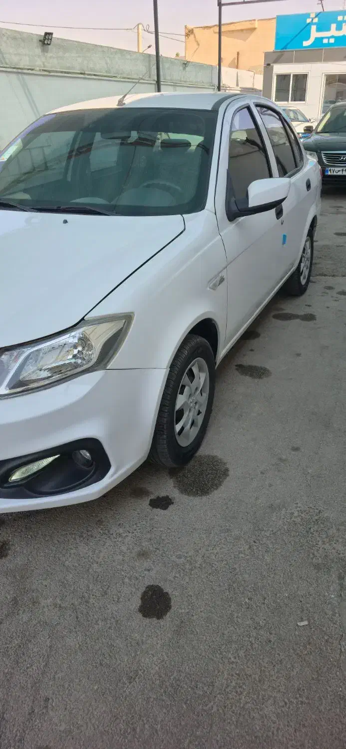 ساینا دوگانه فابریک بدون رنگ|خودرو سواری و وانت|اصفهان, کوجان|دیوار