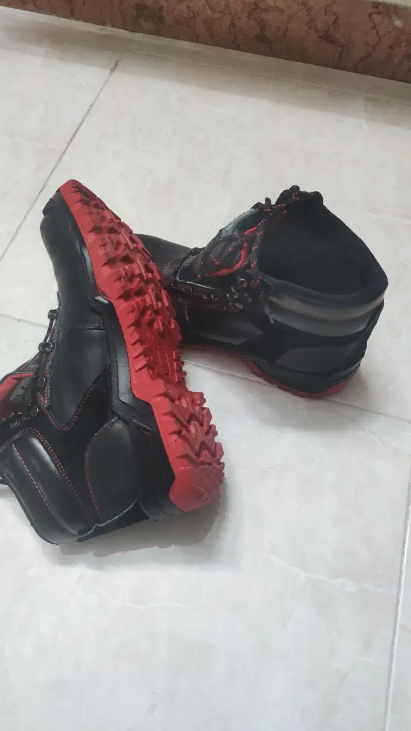 کفش ایمنی کار|کیف، کفش، کمربند|اسلامشهر, شهرک سعیدیه|دیوار