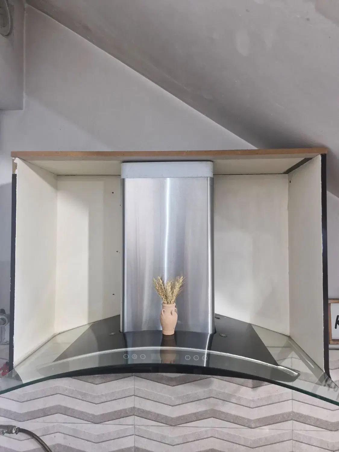 هود|هود|مشهد, شهید احمدی روشن|دیوار