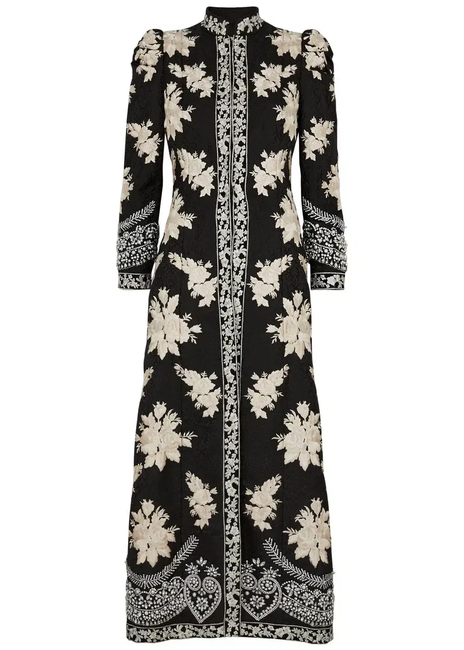 سفارش دوخت لباس و ساخت گردنبند پذیرفته میشود.|لباس|شهریار, شهریار|دیوار