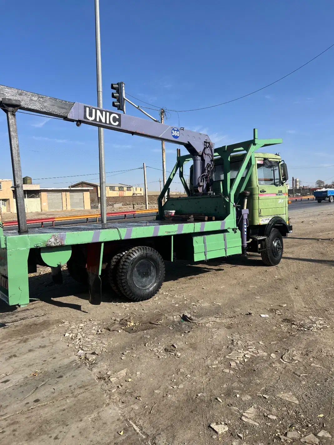 جرثقیل خاور سه تن ۶۰۸ مدل ۶۰دستگاه یونیک|خودرو سنگین|همدان, |دیوار