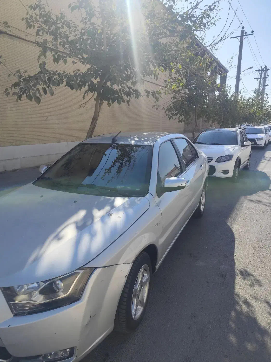 دنا،نقره ای متالیک،مدل 1397|خودرو سواری و وانت|شیراز, شهرک امیر کبیر|دیوار