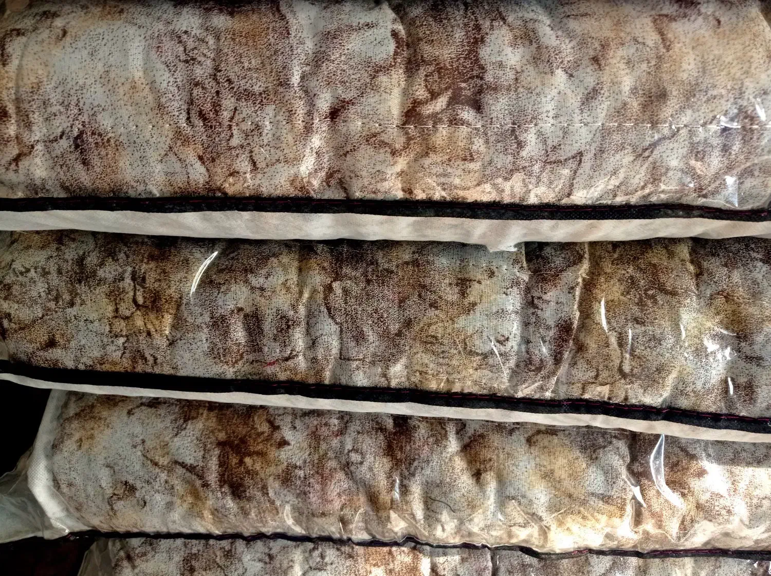 تشک مهمان وبالش|رختخواب، بالش، پتو|رشت, انصاری|دیوار