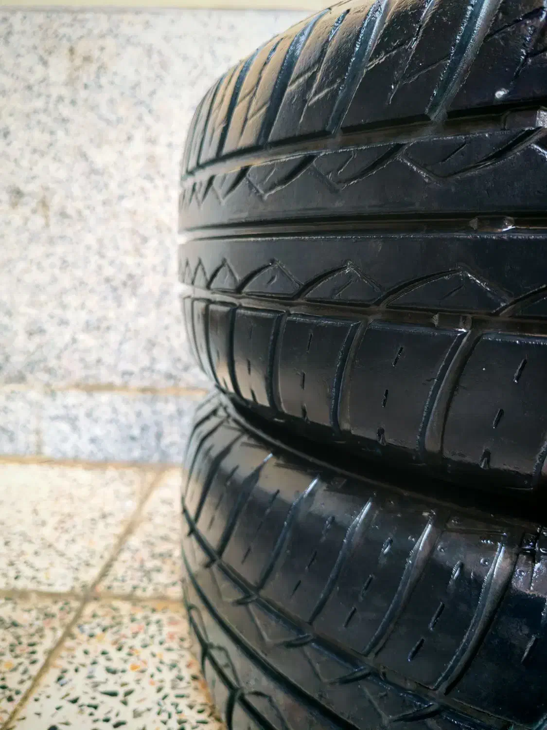 یه جفت لاستیک 70 درصد پراید بدون ترک2023|قطعات یدکی و لوازم جانبی|اصفهان, دستگرده|دیوار