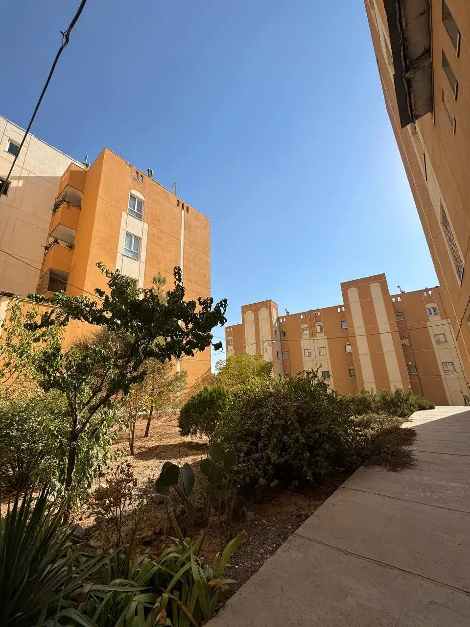 ایران خودرو /فول/با پارکینگ /جنوبی|فروش آپارتمان|هشتگرد, شهرک پامچال|دیوار