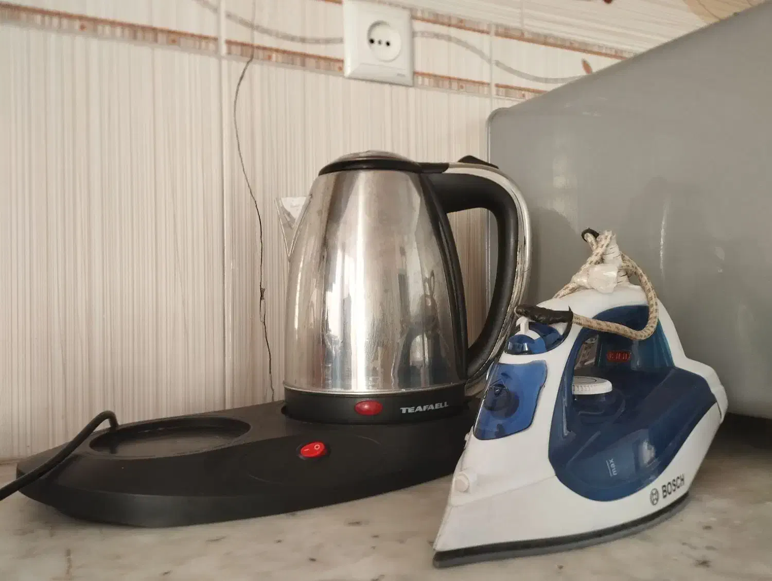 چایی ساز و اتو نیاز به تعمیر|سایر لوازم برقی|یزد, |دیوار