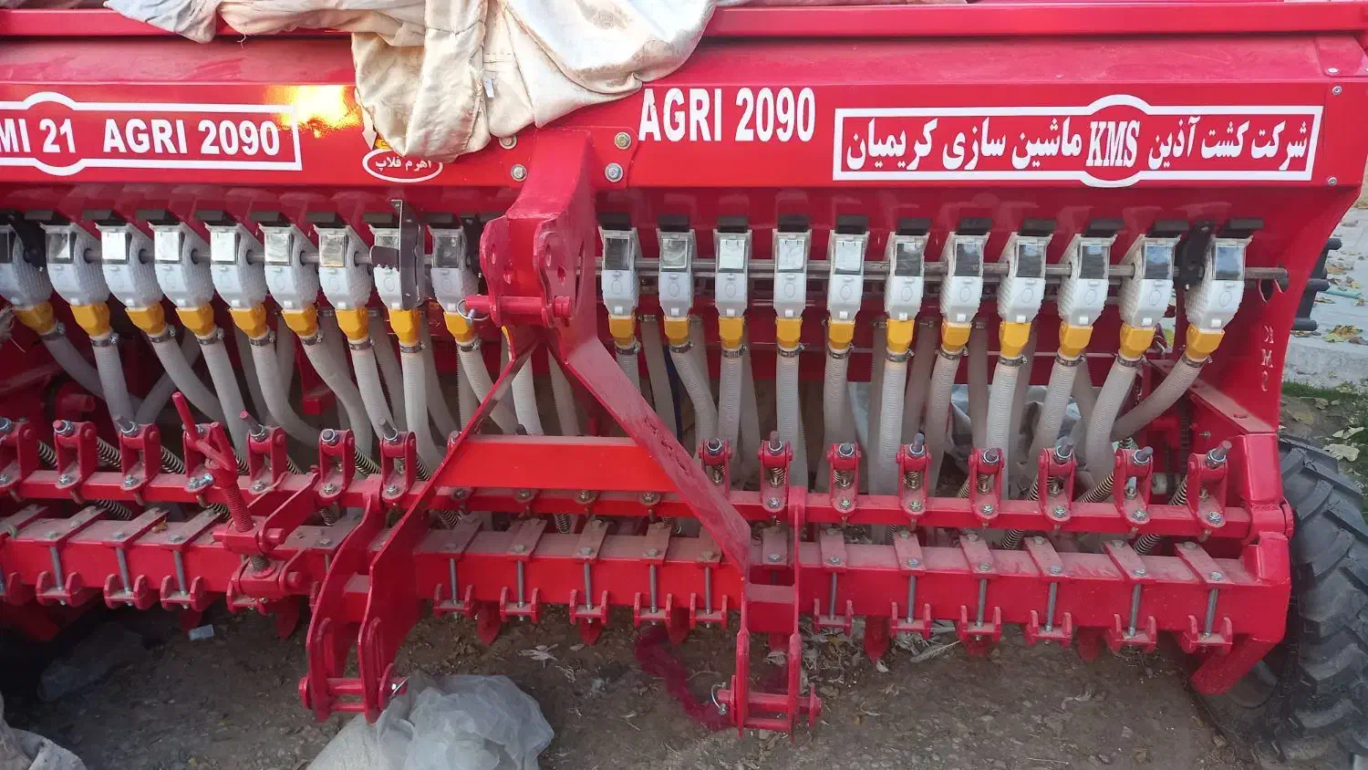 ۲۱ردیفه پوشاننده دار ریاکار دانه کار|ماشینآلات صنعتی|شیراز, داریون|دیوار