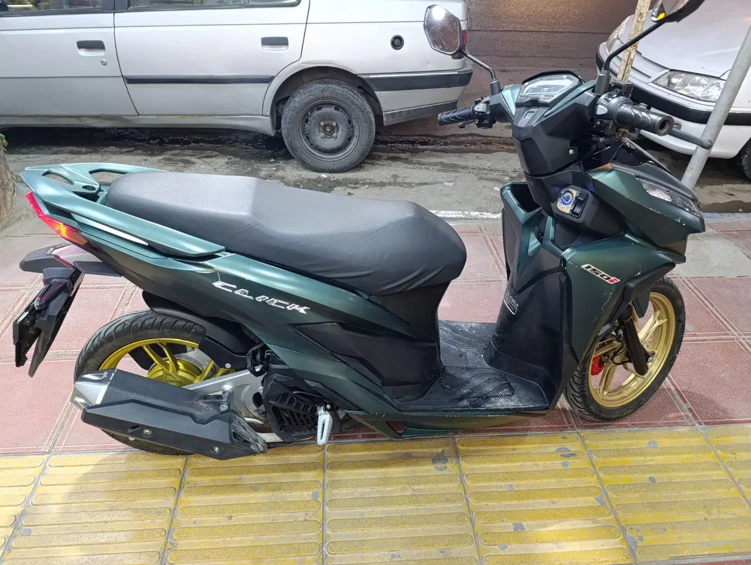 موتور کلیک مدل 1403|موتورسیکلت|قشم, |دیوار