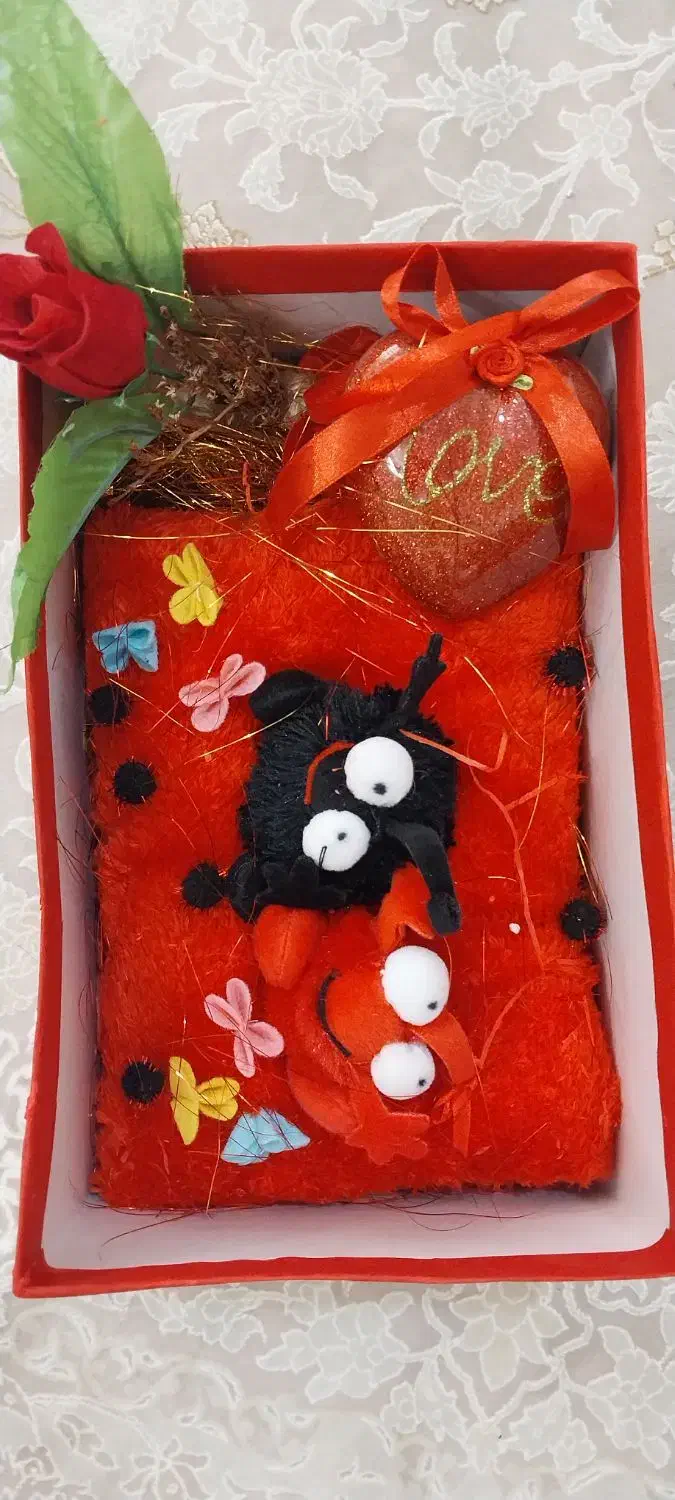 عروسک ولنتاین|اسباب‌‌بازی|قم, شاه سید علی|دیوار