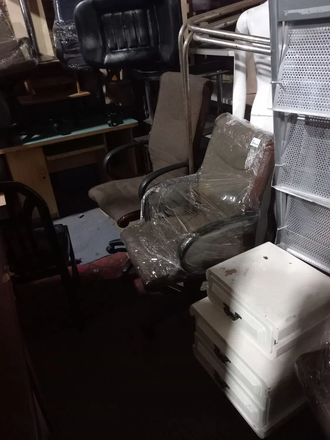 صندلی گردون|صندلی و نیمکت|زنجان, |دیوار