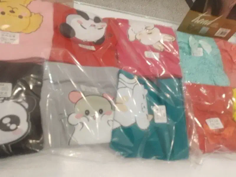 شورت زنانه|لباس|قم, قلعه عموحسین|دیوار