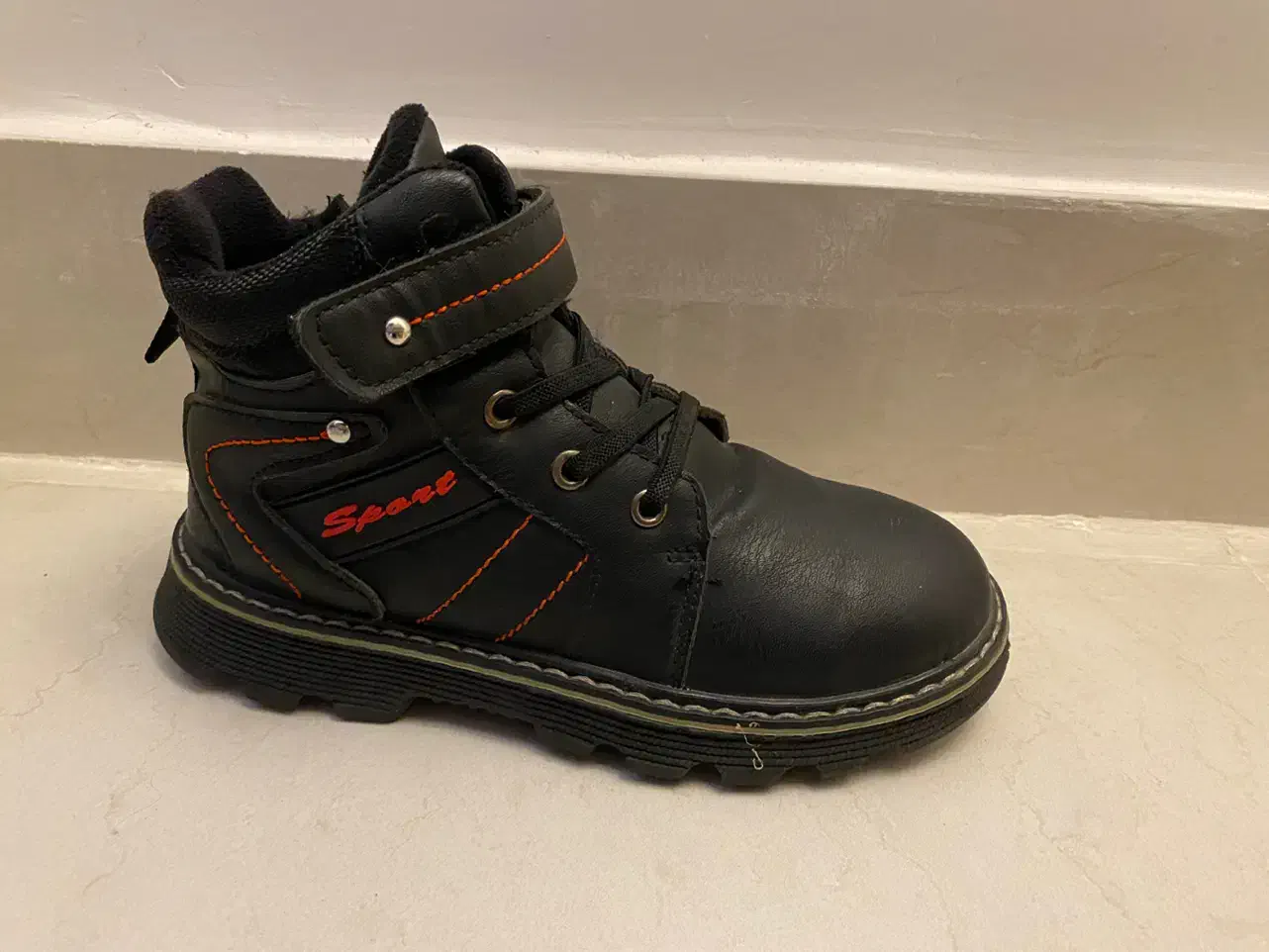 بوت بچگانه و مجلسی ورنی|کفش و لباس بچه|بندرعباس, |دیوار