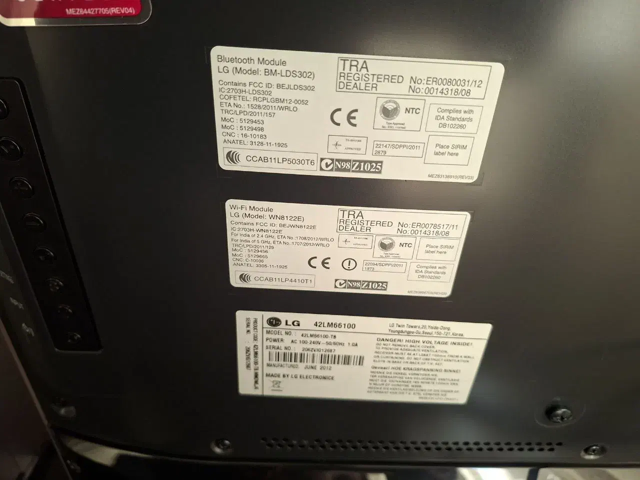 تلویزیون ال جی مدل LG LED 42LM66100 3D سه بعدی|تلویزیون و پروژکتور|تهران, جنت‌آباد مرکزی|دیوار