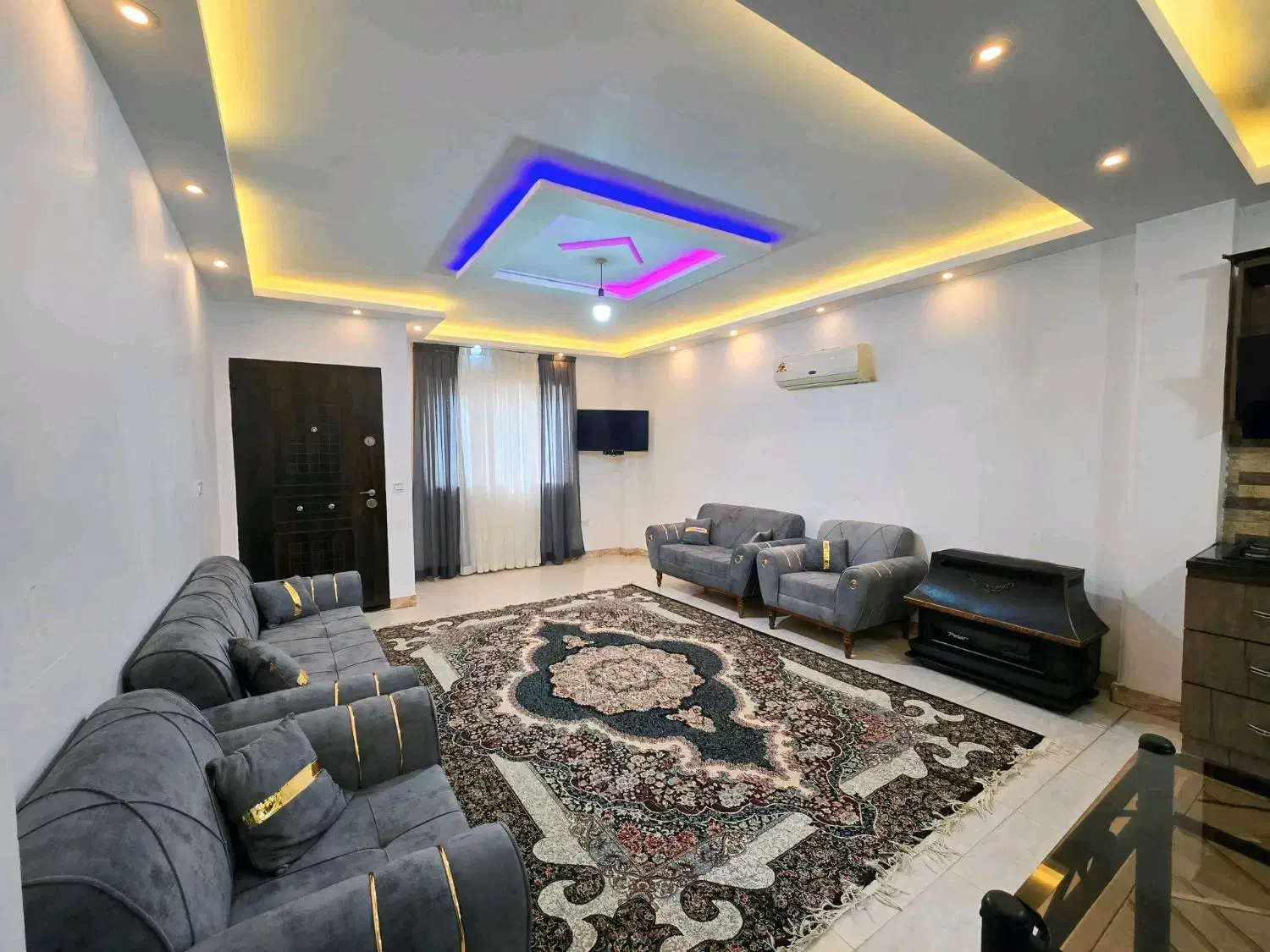 ویلا سوئیت نزدیک لاهیجان|اجارهٔ کوتاهمدت آپارتمان و سوئیت|لاهیجان, آهندان|دیوار