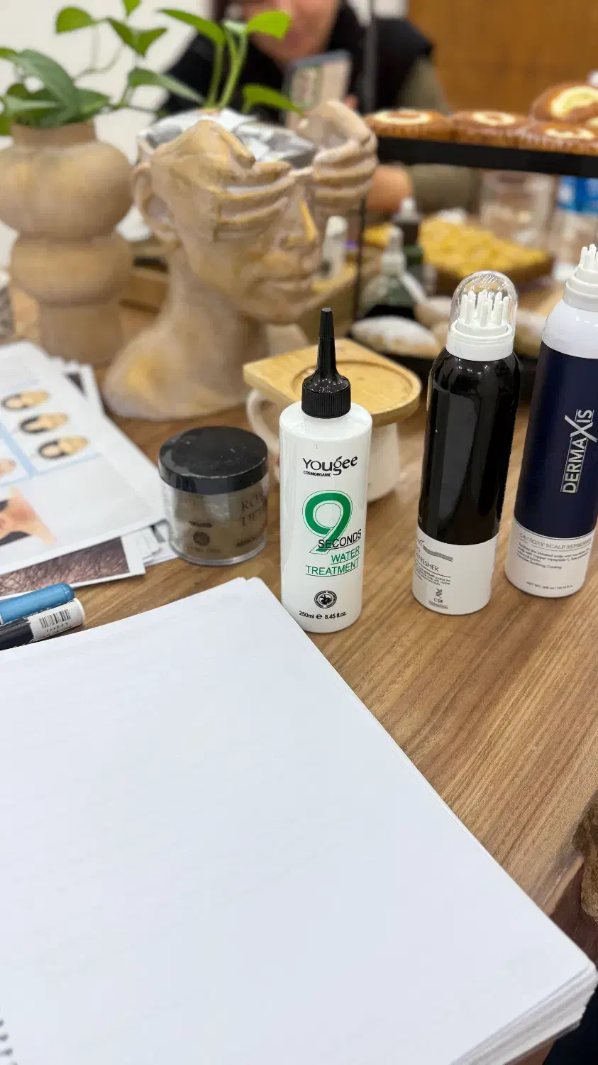 فروش کامل متریال کراتین، پاکسازی کف سر و دستگاهها|آرایشگاه و سالن‌های زیبایی|تهران, اختیاریه|دیوار