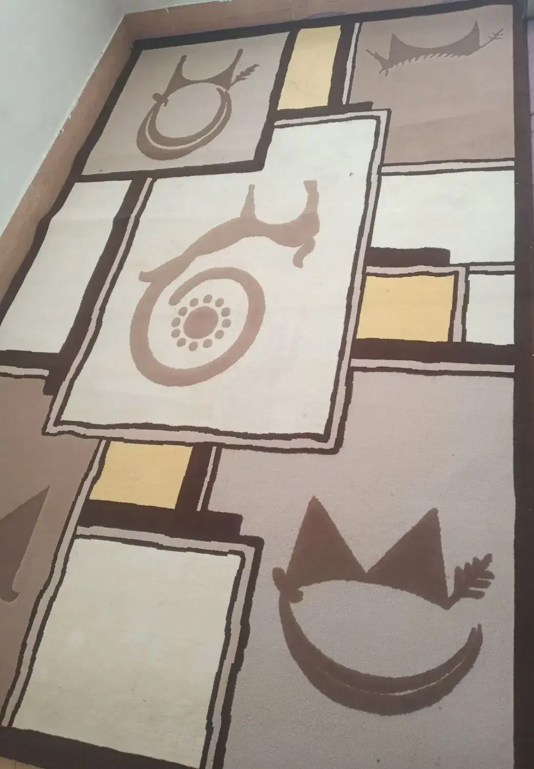 قالی تمیز در حد نو نو|فرش|شهرکرد, |دیوار