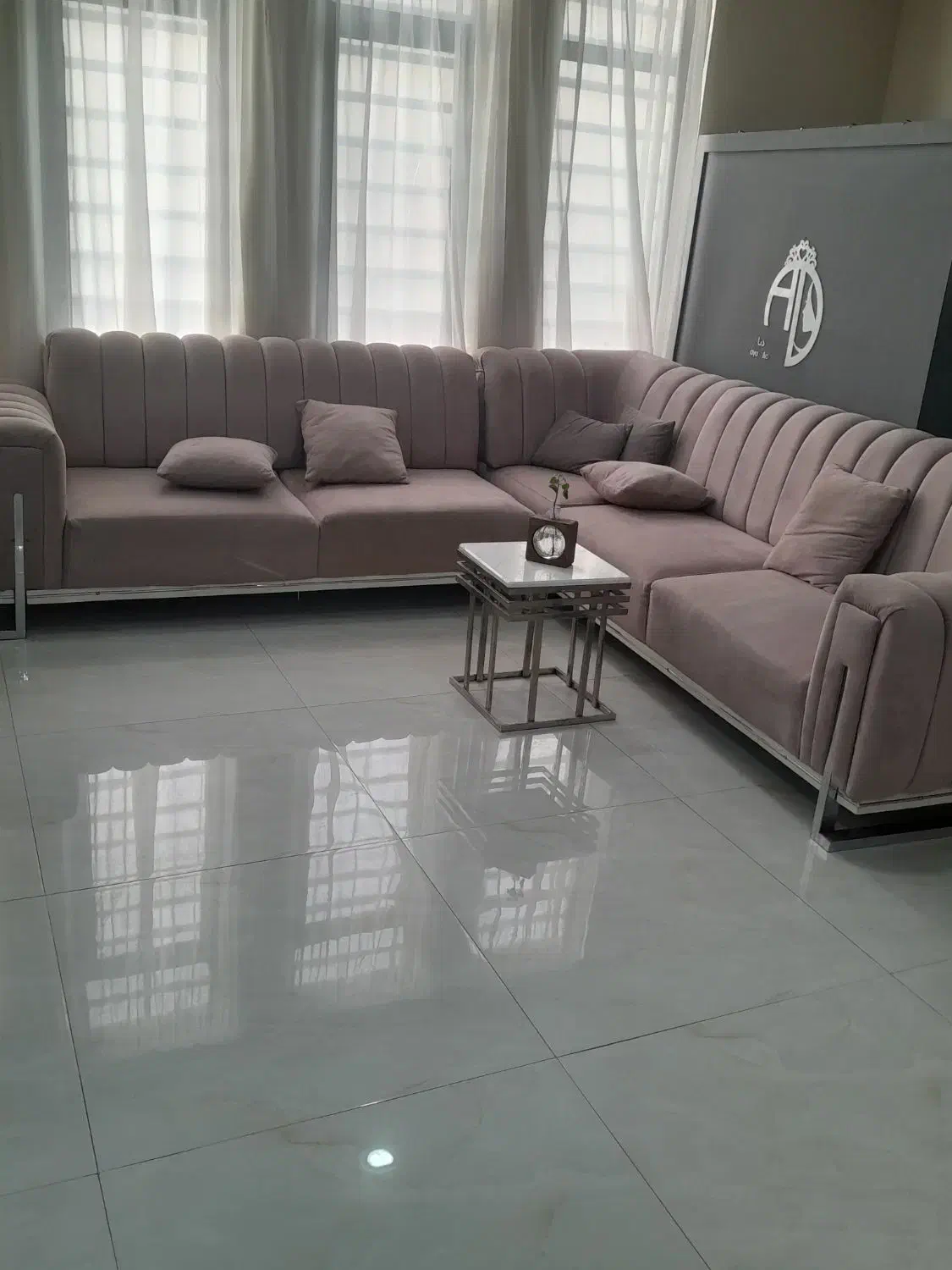 مبل|مبلمان خانگی و میز عسلی|سیرجان, |دیوار