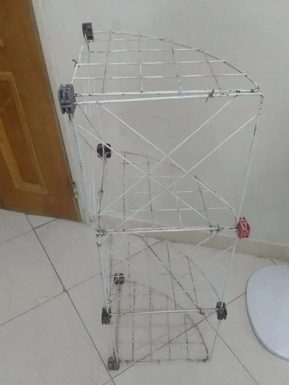 دو عدد قفسه فلزی معاوضه دارم|کتابخانه، شلف، قفسههای دیواری|هشتگرد, فاز ۲ مهستان|دیوار