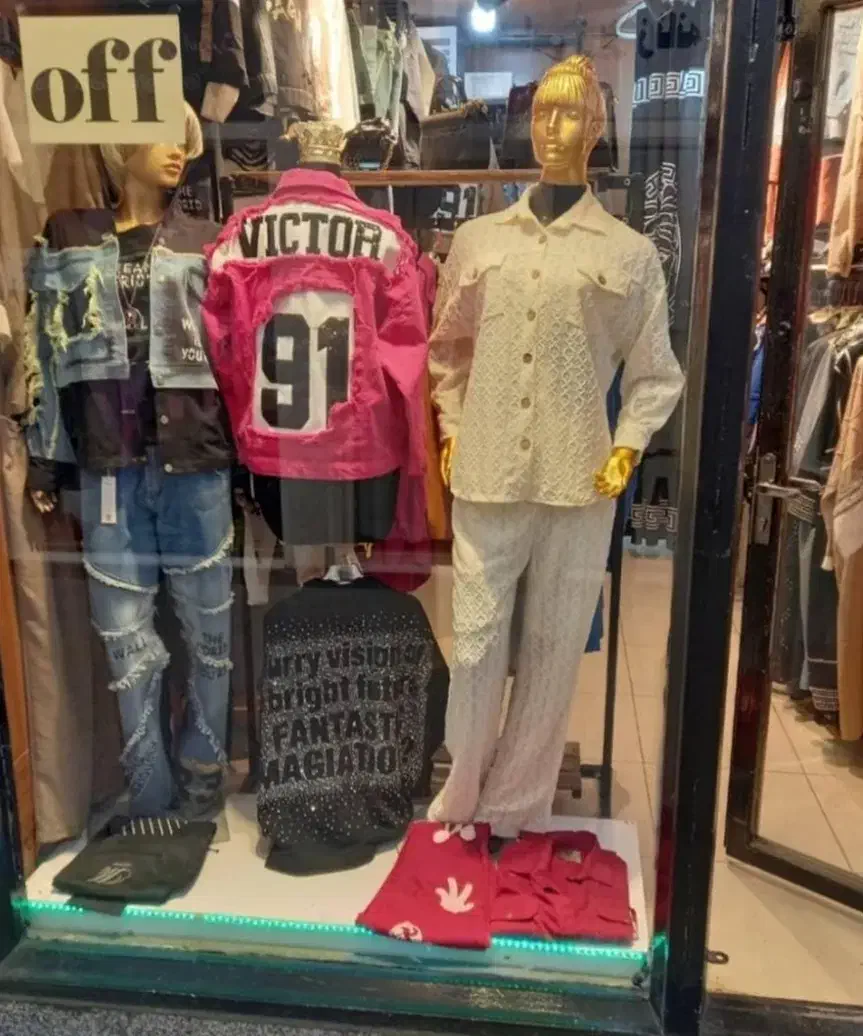 مانکن زنانه|فروشگاه و مغازه|اندیشه, اندیشه فاز ۱|دیوار