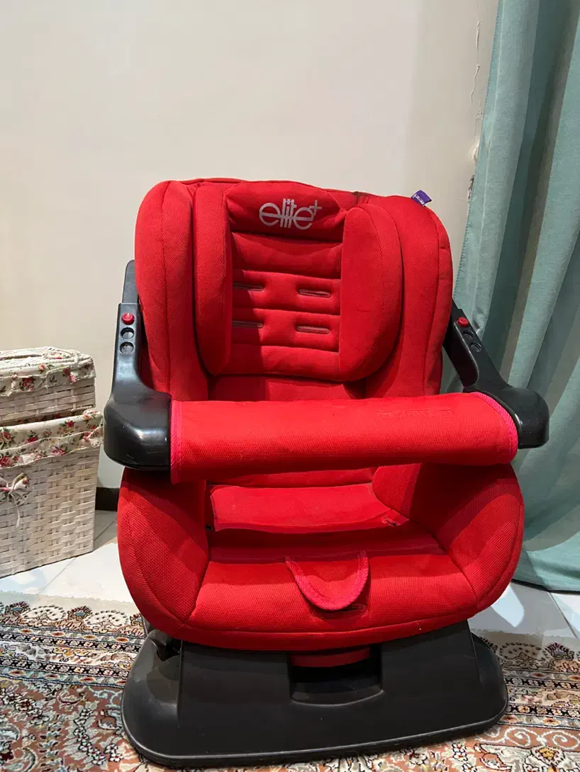 صندلی کودک|تخت و صندلی بچه|پردیس, فاز ۱۱|دیوار