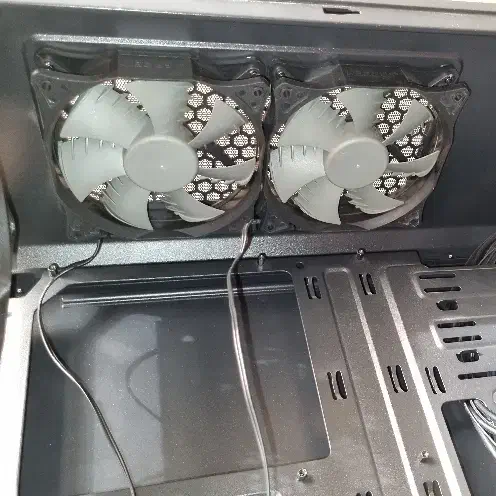 کیس گرین پارس ۴ فن|قطعات و لوازم جانبی رایانه|تبریز, |دیوار