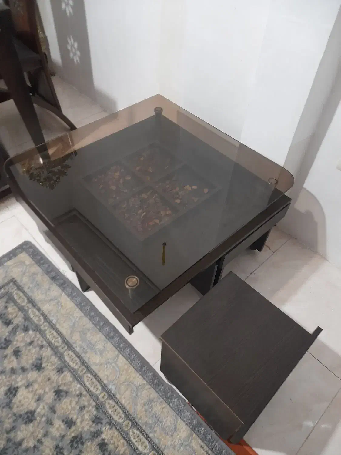 میز|مبلمان خانگی و میز عسلی|خرم‌آباد, |دیوار