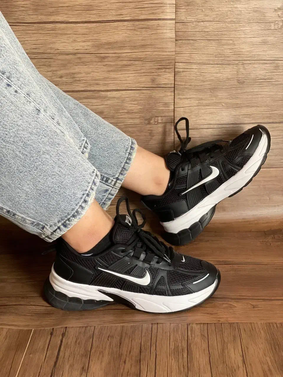 نایک وی تو کی|کیف، کفش، کمربند|تهران, بازار|دیوار