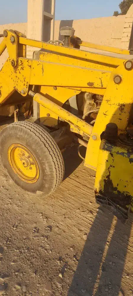 بیل بکهو (سنوپارس ۱۰۰)|خودرو سنگین|صباشهر, |دیوار