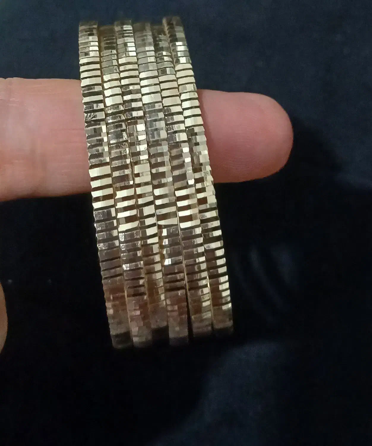 النگو روس|بدلیجات|قلقل رود, |دیوار