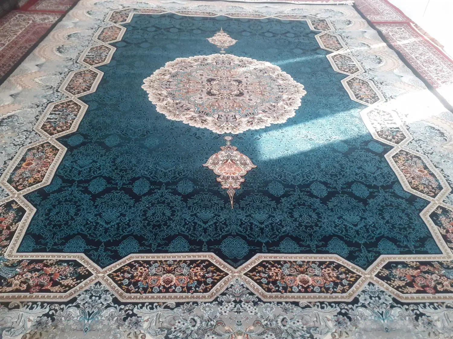 دو تخته فرش ۱۲ متری|فرش|زنجان, |دیوار