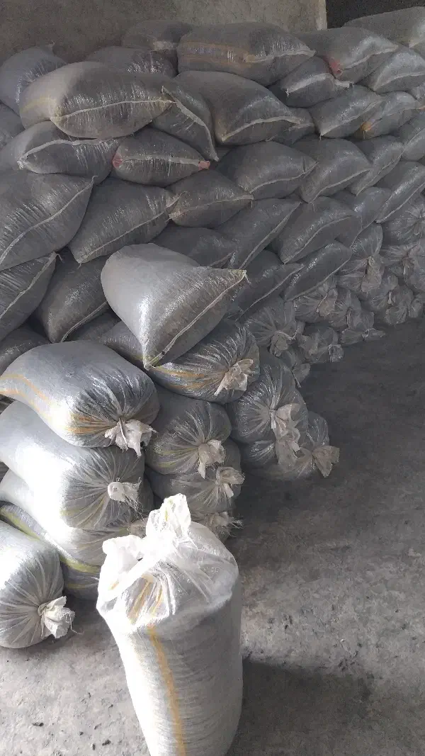 مواد pvc اکستوری مشکی دستگاه تزریق|عمده‌فروشی|قرچک, داوود آباد|دیوار