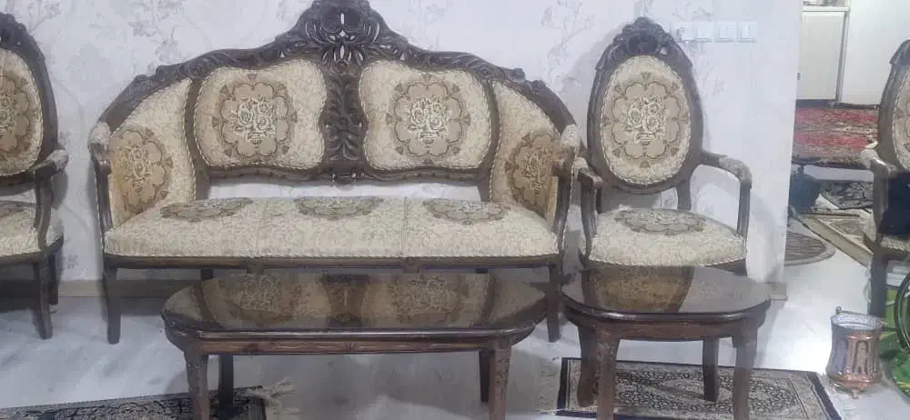 مبل 9نفره سالم|مبلمان خانگی و میز عسلی|سلماس, |دیوار