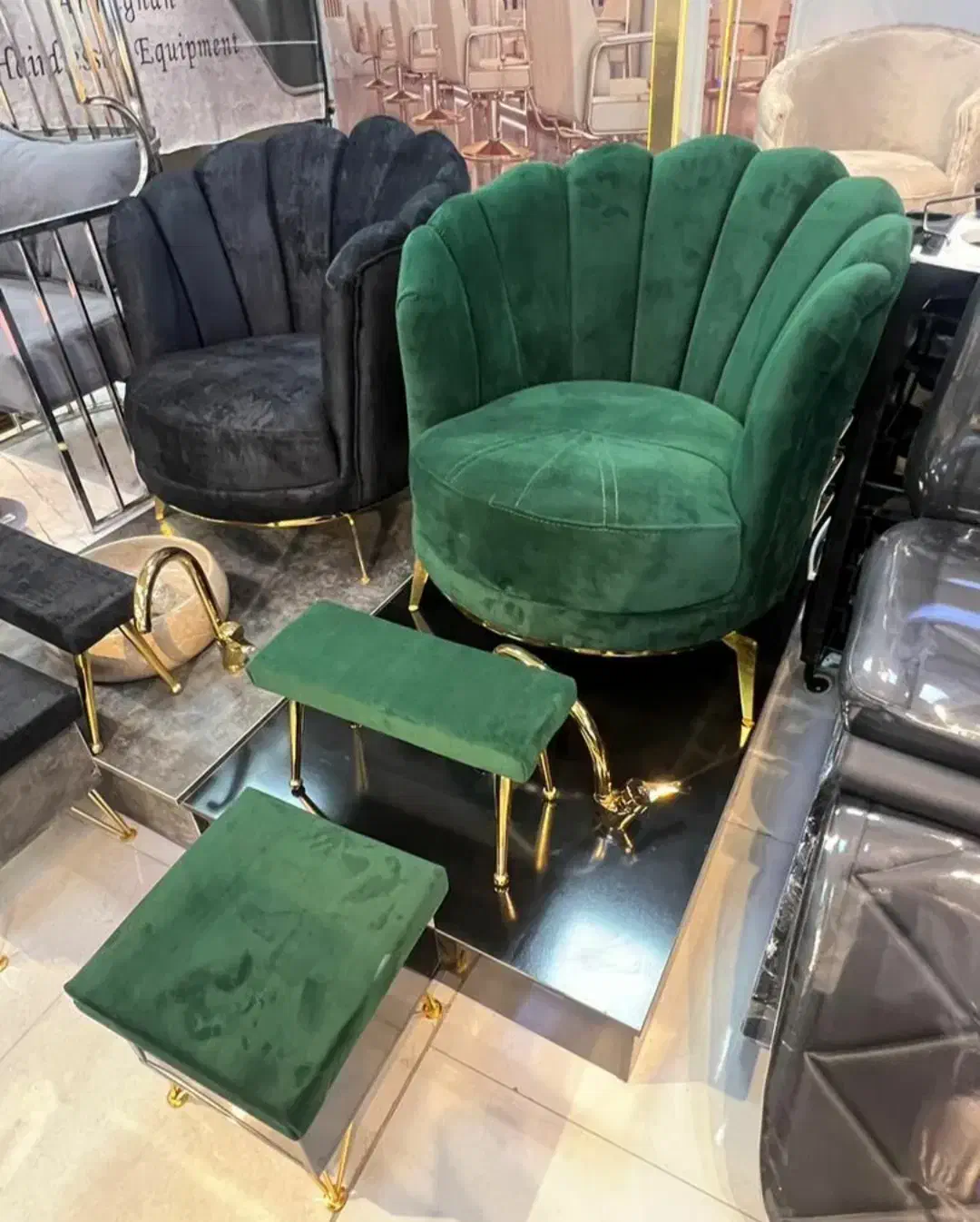 تخت مژه/صندلی میکاپ/آینهکنسول/کانتر|آرایشگاه و سالنهای زیبایی|سنندج, |دیوار