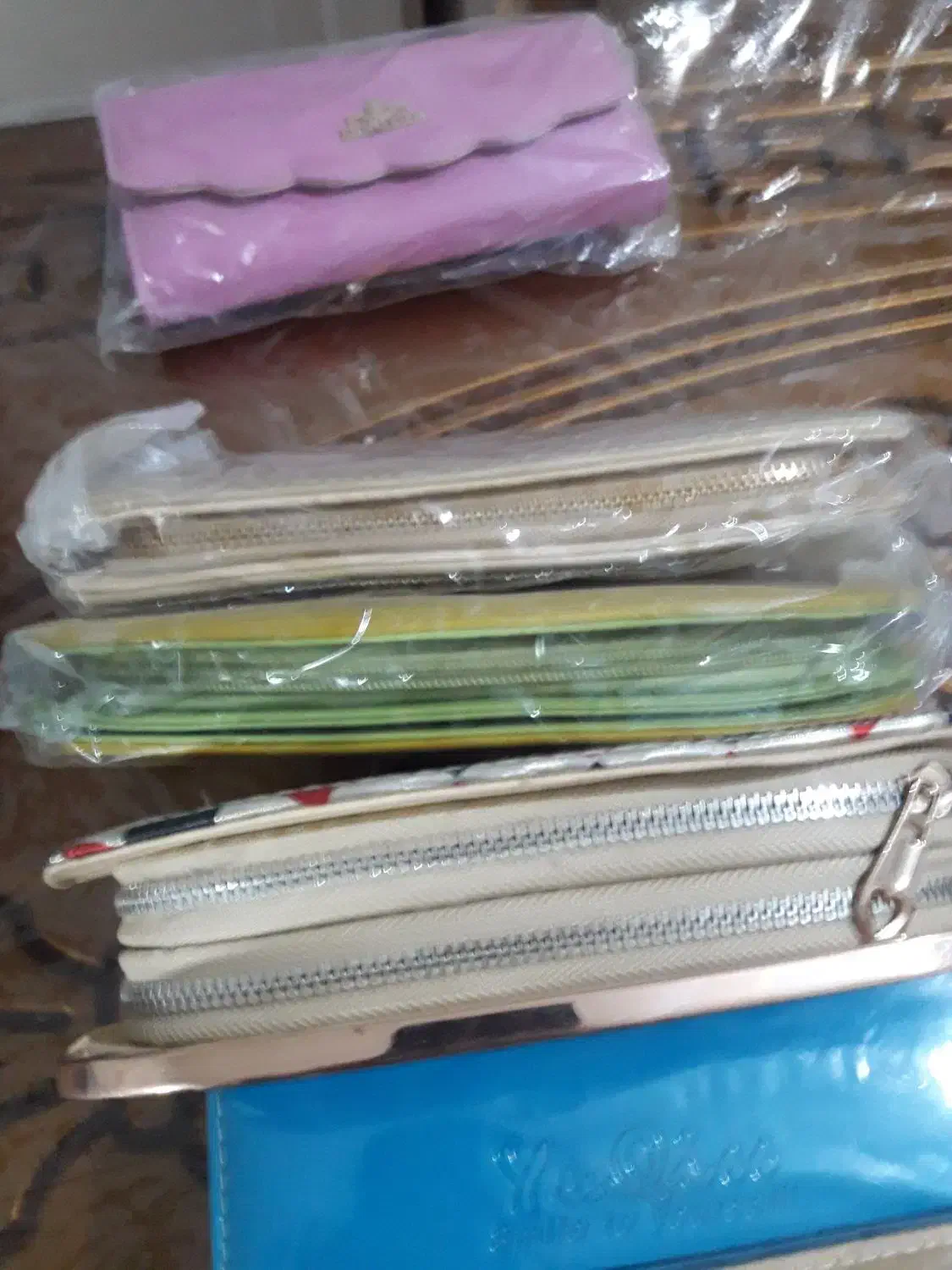 کیف پولهای شیک هدیه روز مادر|کیف، کفش، کمربند|سبزوار, کاشفی شمالی (دادگستری)|دیوار