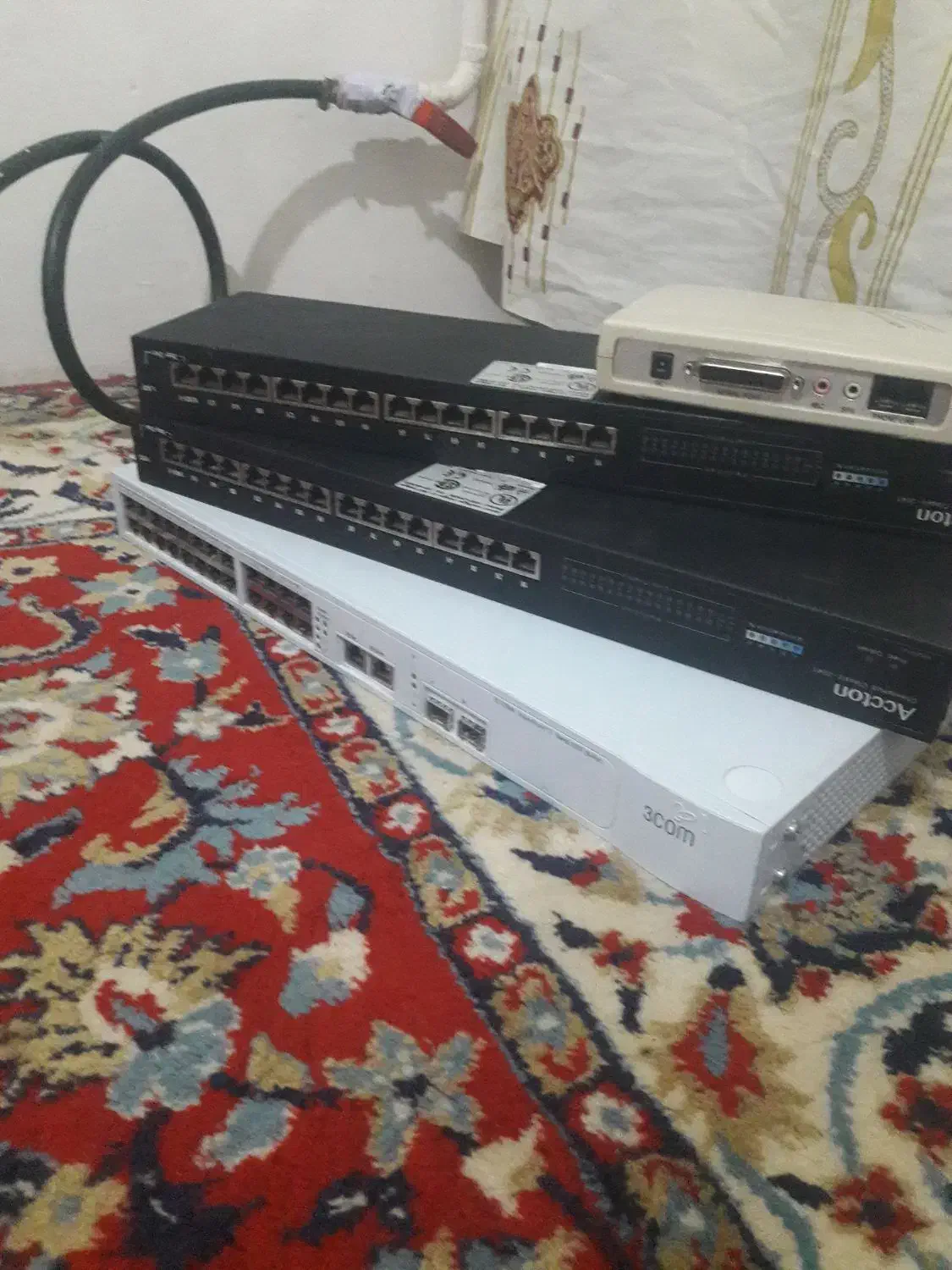 ۴ عدد دستگاه برای اینترنت ودوربین و..|دفتر کار|کرمانشاه, |دیوار