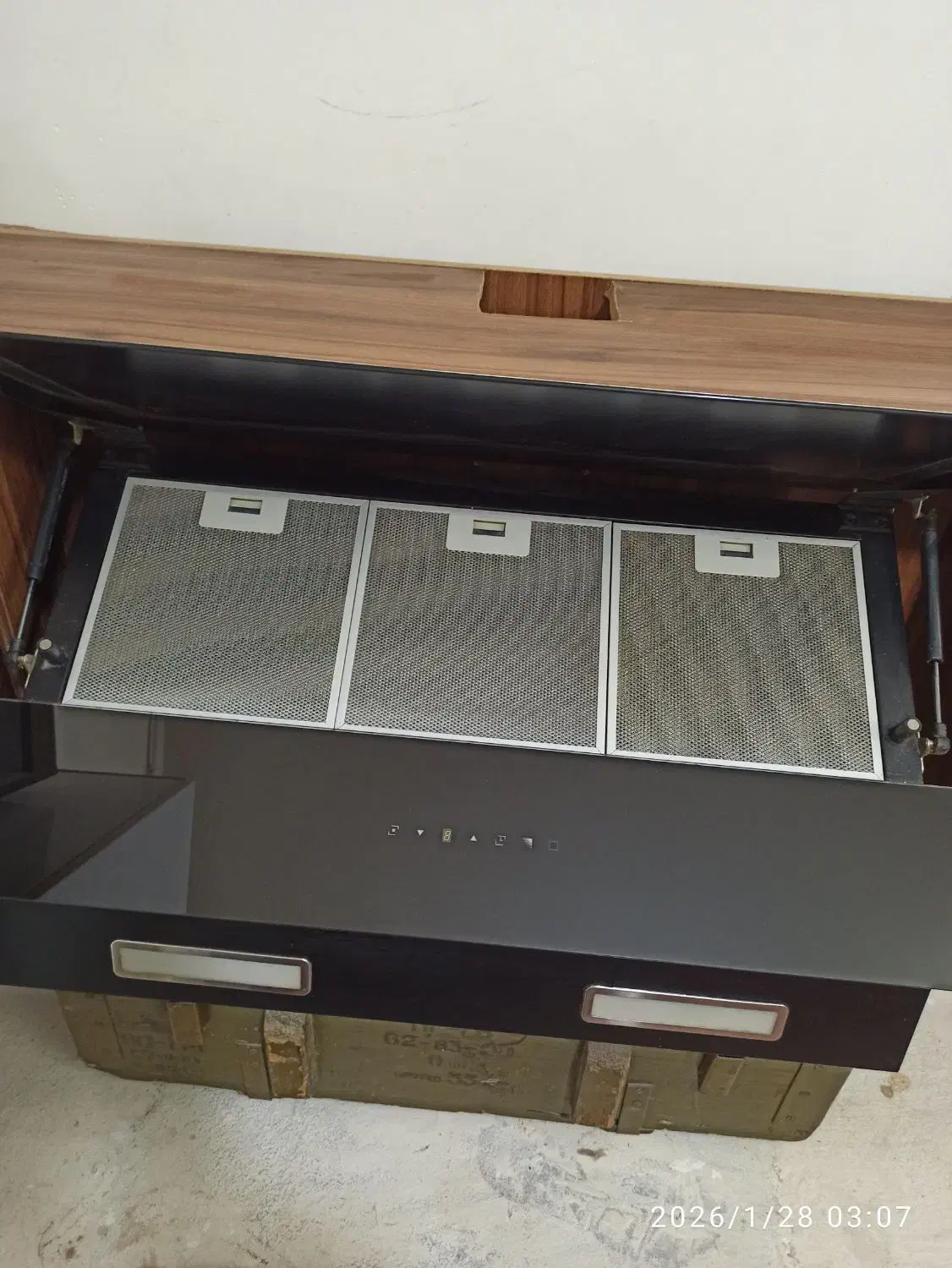 هود شیشه ای|هود|بجنورد, |دیوار