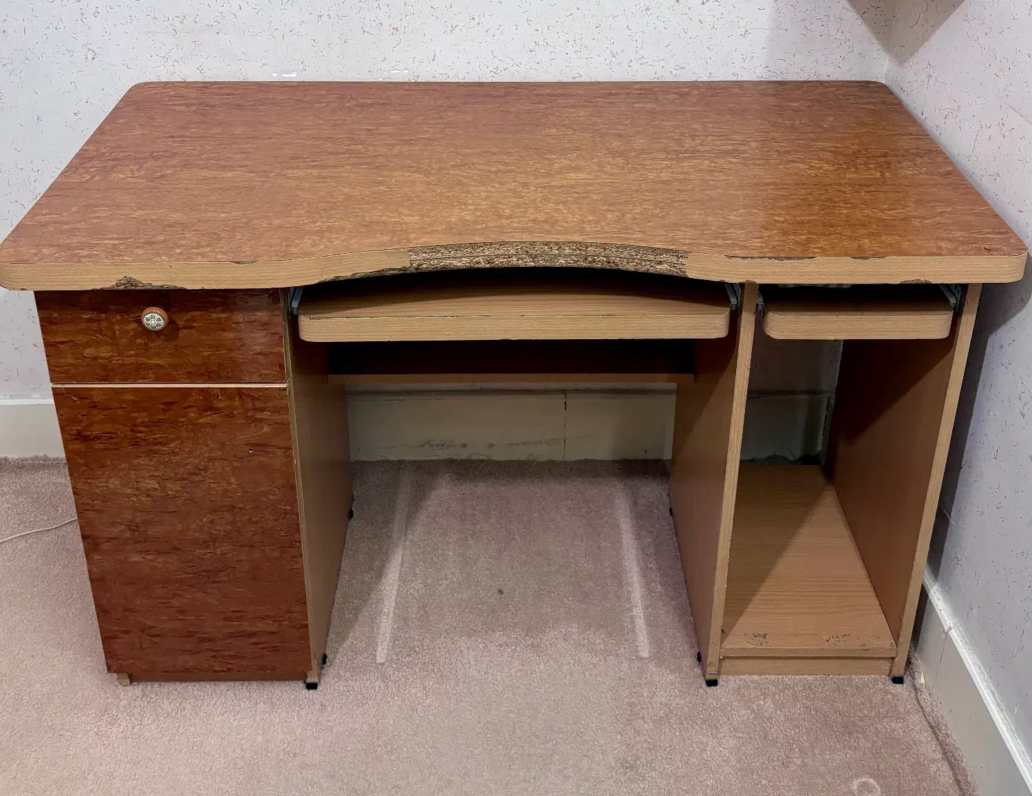 میز و صندلی|میز تحریر و کامپیوتر|ساوه, |دیوار