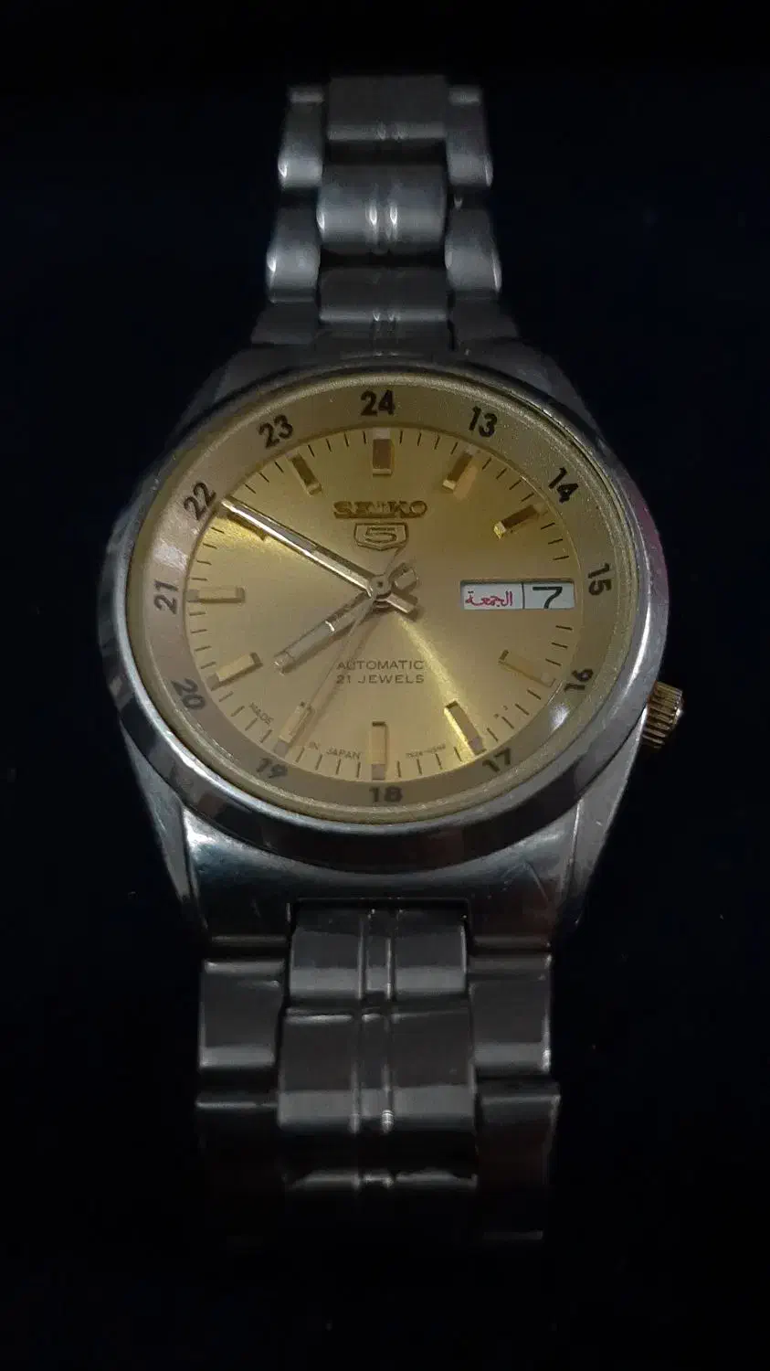 ساعت سکو۵|ساعت|بروجرد, |دیوار